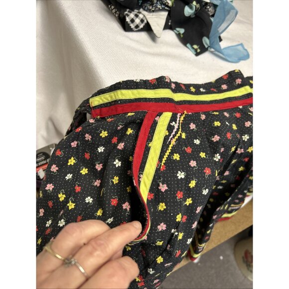 VINTAGE HALF WAIST APRONS LOT OF 12 Pockets - Picture 8 of 16